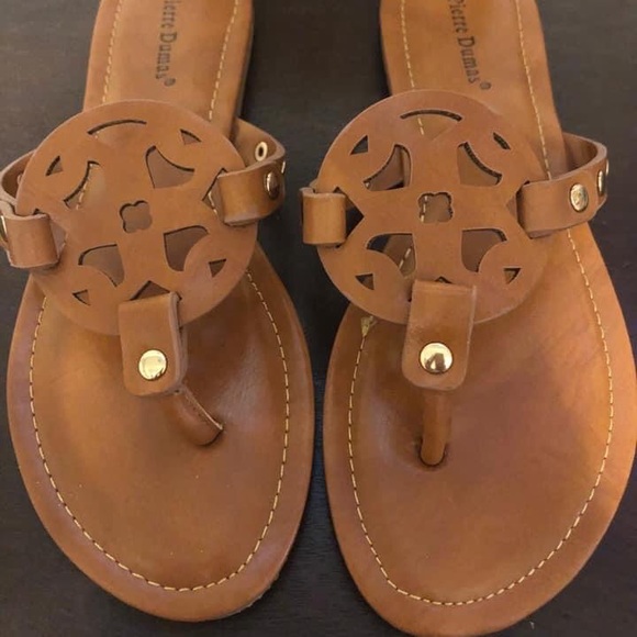 ❌SOLD❌Cognac sandals - Picture 3 of 3